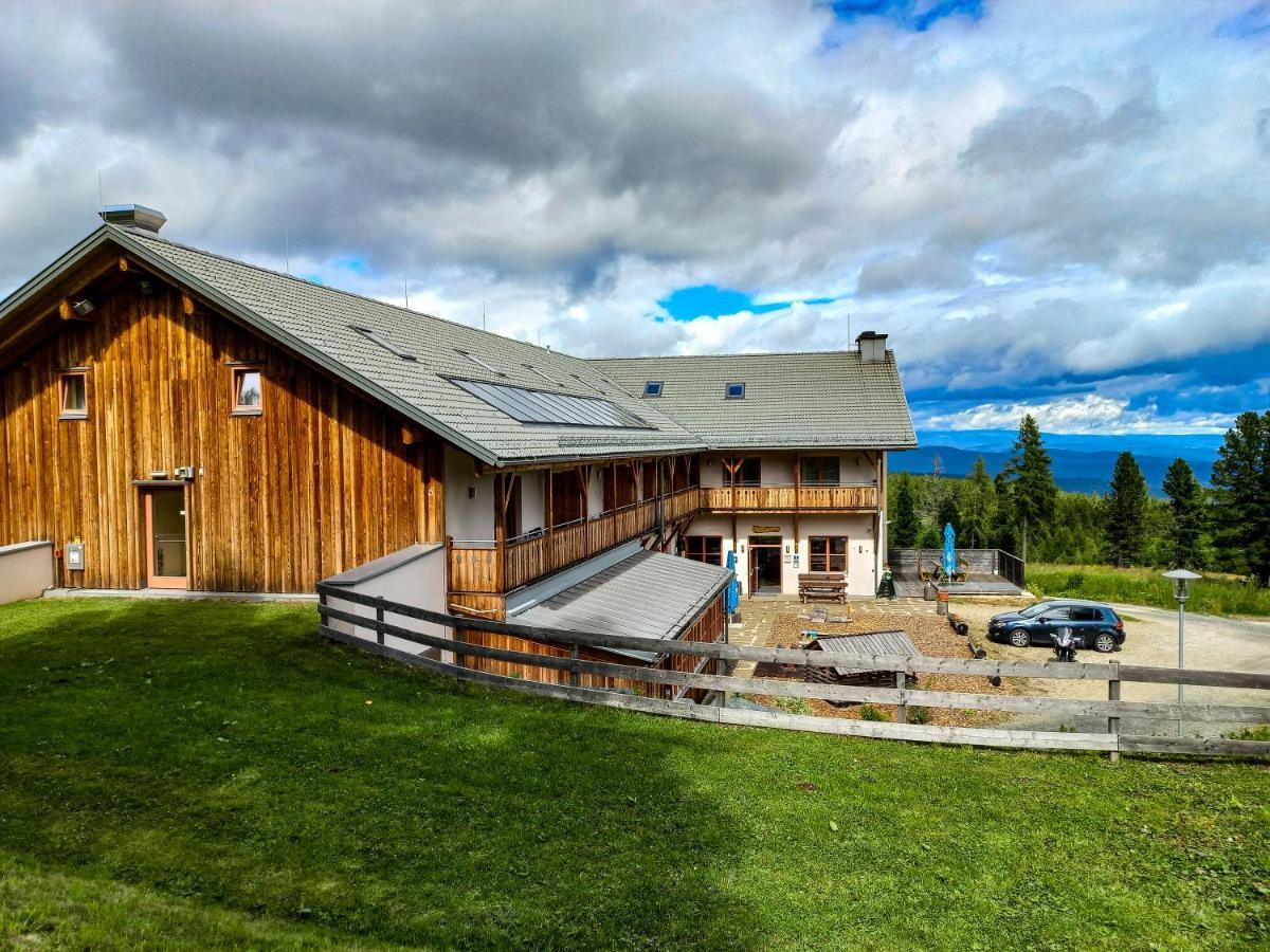 Jufa Hotel Hochrindl Exterior foto